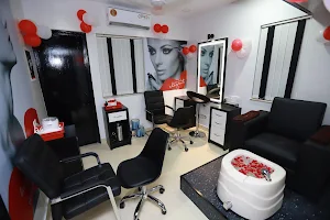 Salon Apple [Women] DSK Vishwa image