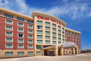 Drury Inn & Suites Iowa City Coralville image