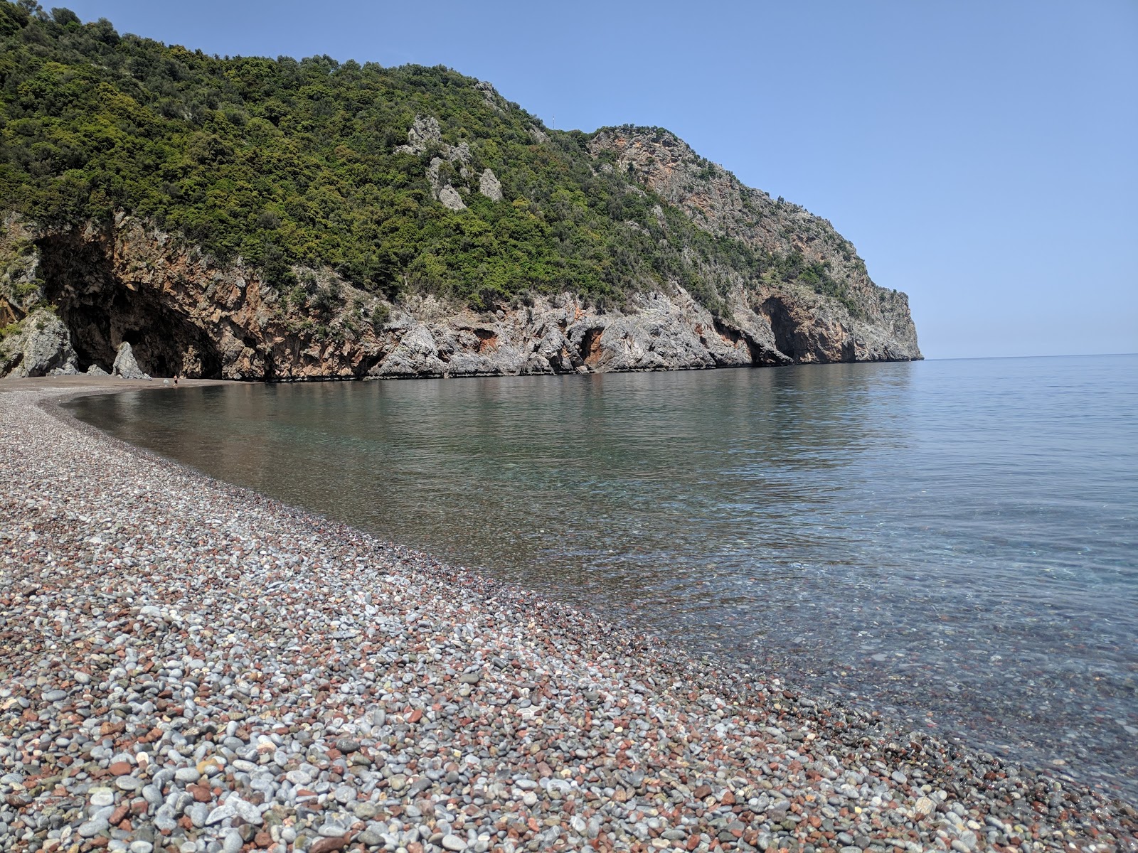 Foto van Limnionas beach met ruime baai