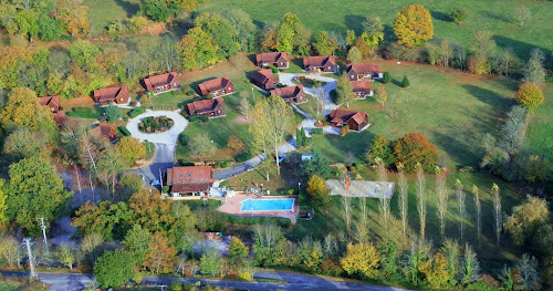 Le village des Chalets à Thégra