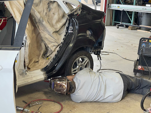 Auto Body Shop «Adams Auto Body and Service Center», reviews and photos, 1811 IL-120, McHenry, IL 60051, USA