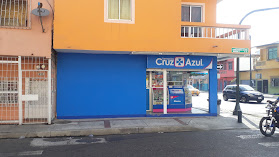 Farmacia Cruz Azul (La A y la 8ava)