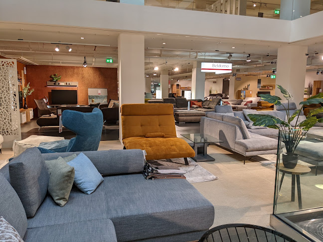 XXXLutz Svoboda Schwarzenbach - Wil