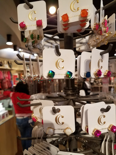 Fashion Accessories Store «Charming Charlie», reviews and photos, 400 Grand Pkwy, Katy, TX 77494, USA