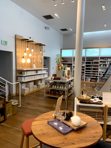 Furniture Store «EQ3 Emeryville», reviews and photos, 5603 Bay St, Emeryville, CA 94608, USA