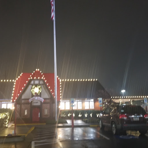 Fast Food Restaurant «Chick-fil-A», reviews and photos, 221 Banks Sta, Fayetteville, GA 30214, USA