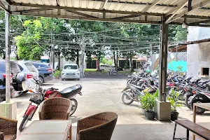 Rumah Makan Bpk Yunus image