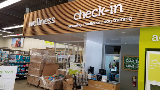 Pet Supply Store «Petco Animal Supplies», reviews and photos, 1011 University Blvd #100, Suffolk, VA 23435, USA