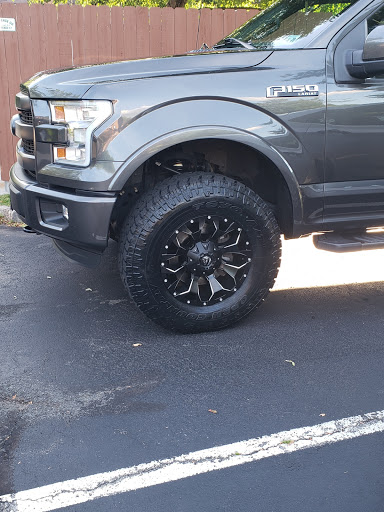 Tire Shop «Quality Auto Truck & Tire», reviews and photos, 882 US-206, Hillsborough Township, NJ 08844, USA