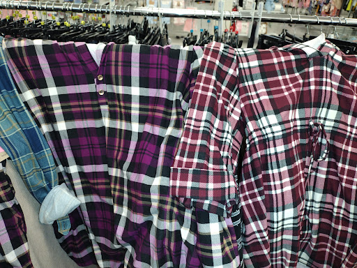 Clothing Store «Ross Dress for Less», reviews and photos, 1443 Dallas Hwy, Waxahachie, TX 75165, USA