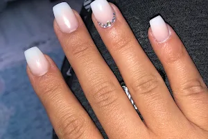 Elisabeth Nails image