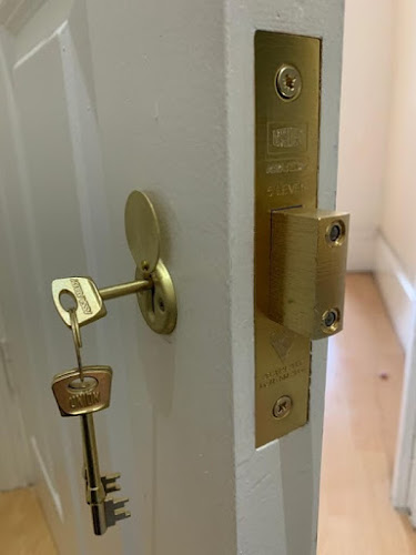 Reviews of Trusted Local Locksmith Brixton SW2 in London - Locksmith