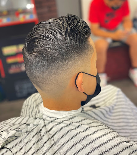 Barber Shop «LEGENDARY BARBERSHOP», reviews and photos, 754 W Kettleman Ln, Lodi, CA 95240, USA