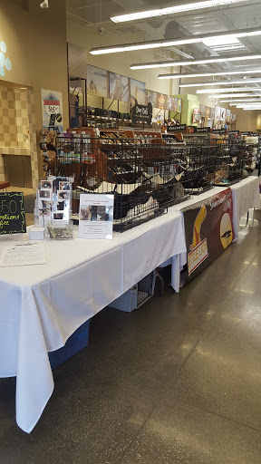 Pet Supply Store «Pet Food Express», reviews and photos, 4220 Long Beach Blvd, Long Beach, CA 90807, USA