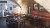 Atmosphère du Restaurant français Restaurant Arles - La Mule Blanche - n°18