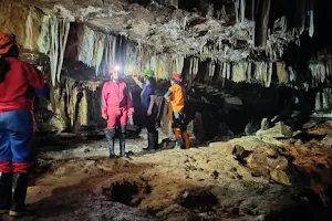 Mawmluh Cave and Changing Room Office image