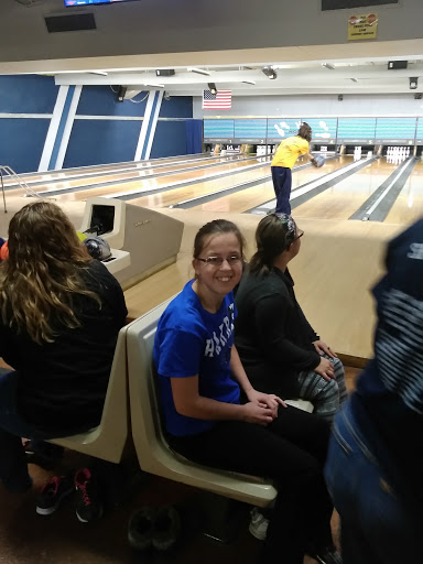 Bowling Alley «Holiday Lanes Bowling Center», reviews and photos, 44 SE 44th St, Oklahoma City, OK 73129, USA