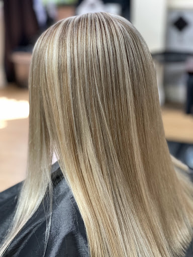 Hair Salon «The Parlour A Hair Salon», reviews and photos, 333 Jesse Jewell Pkwy SE, Gainesville, GA 30501, USA