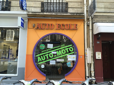 Auto École de Bayen à Paris