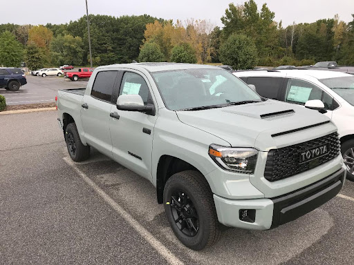 Toyota Dealer «New Country Toyota of Saratoga Springs», reviews and photos, 3002 NY-50, Saratoga Springs, NY 12866, USA