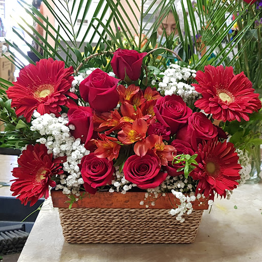 Florist «Canoga Park Florist», reviews and photos, 7144 Owensmouth Ave, Canoga Park, CA 91303, USA