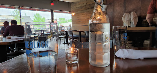 American Restaurant «The Block Restaurant Webster Groves», reviews and photos, 146 W Lockwood Ave, Webster Groves, MO 63119, USA