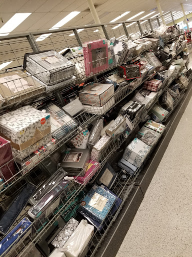 Clothing Store «Ross Dress for Less», reviews and photos, 75 Bellam Blvd, San Rafael, CA 94901, USA