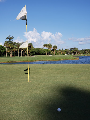 Public Golf Course «Vista Plantation Golf Club», reviews and photos, 48 Plantation Dr, Vero Beach, FL 32966, USA