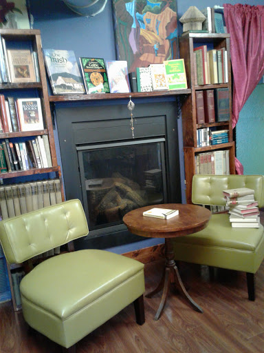 Used Book Store «Bumbershoot Books», reviews and photos, 639 SW 152nd St, Burien, WA 98166, USA