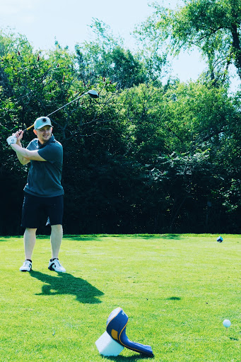 Golf Course «Hollydale Golf Course», reviews and photos, 4710 Holly Ln N, Minneapolis, MN 55446, USA