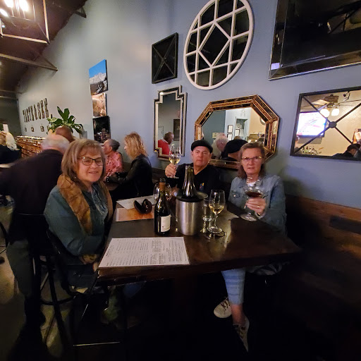 Bar «Grapeables Wine Bar & Lounge», reviews and photos, 12645 N Saguaro Blvd # 9, Fountain Hills, AZ 85268, USA