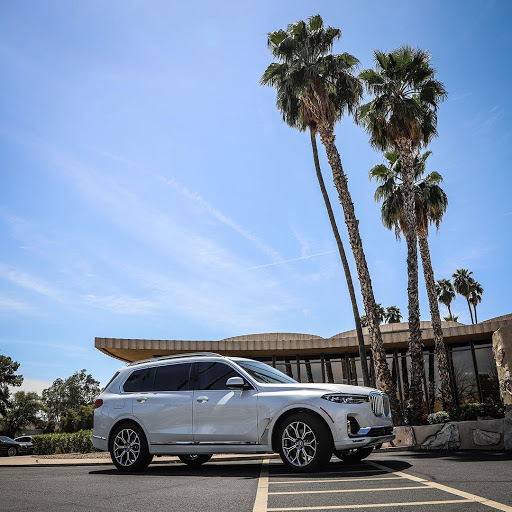 BMW Dealer «Chapman BMW On Camelback», reviews and photos, 830 E Camelback Rd, Phoenix, AZ 85014, USA