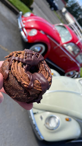 Donut Shop «Donut Day», reviews and photos, 18955 SW Tualatin Valley Hwy, Beaverton, OR 97006, USA