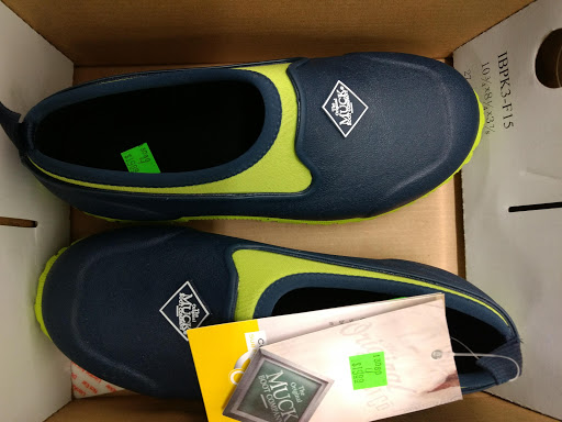 Shoe Store «K & T Shoes», reviews and photos, 485 Pickwick St S, Savannah, TN 38372, USA