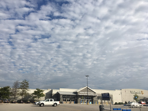 Department Store «Walmart Supercenter», reviews and photos, 33 Sherwood Dr, Tilton, NH 03276, USA