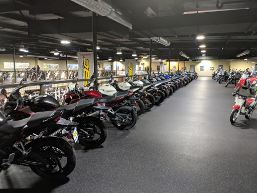Suzuki motorcycle dealer Escondido