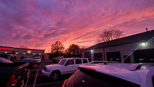 Car Dealer «Milford Auto Group - Jeep Chrysler Dodge RAM», reviews and photos, 1470 Boston Post Rd, Milford, CT 06460, USA