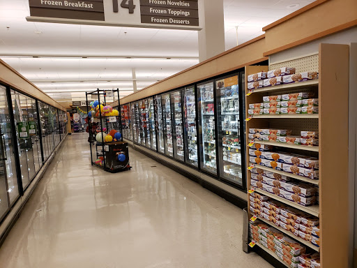 Grocery Store «Stop & Shop», reviews and photos, 1083 Inman Ave, Edison, NJ 08820, USA