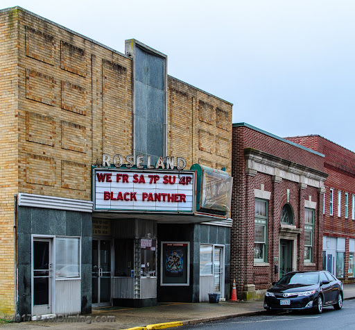 Movie Theater «Roseland Theatre», reviews and photos, 48 Market St, Onancock, VA 23417, USA