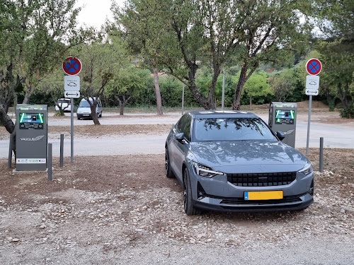 Borne de recharge de véhicules électriques SEV 84 Charging Station Cadenet