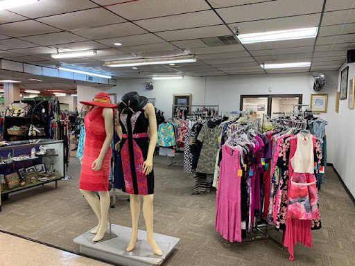 Thrift Store «Nearly New Thrift Shop», reviews and photos, 1250 Bardstown Rd # 114, Louisville, KY 40204, USA