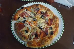 Pizzeria Paprika (Lieferservice & Abholung von 16.00 bis 24.00)) image
