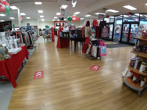 Department Store «T.J. Maxx», reviews and photos, 321 Collins Rd NE, Cedar Rapids, IA 52404, USA