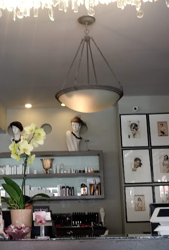 Beauty Salon «Ana Molinari Salon Spa Boutique», reviews and photos, 52 S Palm Ave, Sarasota, FL 34236, USA