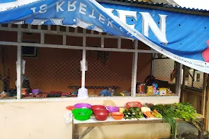 Pasar Tengah Huta II Sahkuda Bayu image