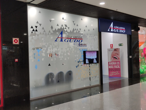 Información y opiniones sobre Clínica Dental Agudo de Guadalajara