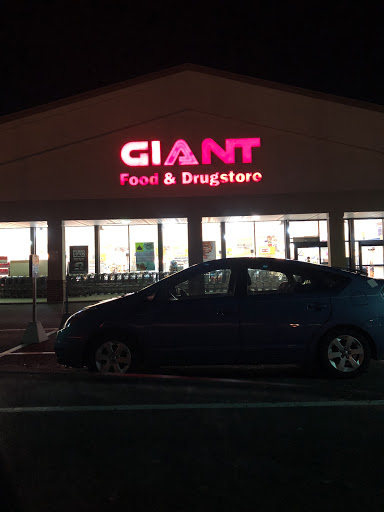 Grocery Store «Peapod by GIANT Food Stores», reviews and photos, 10 E Ridge Pike, Conshohocken, PA 19428, USA
