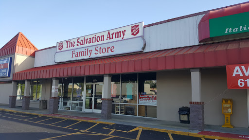 Salvation Army Thrift Store, 1409 E Stone Dr, Kingsport, TN 37660, USA, 