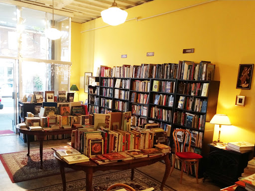 Used Book Store «Century Books», reviews and photos, 1039 E Green St, Pasadena, CA 91106, USA