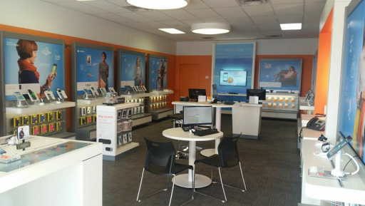 Cell Phone Store «AT&T Authorized Retailer», reviews and photos, 5550 W 86th St #107, Indianapolis, IN 46278, USA
